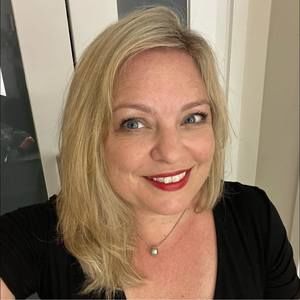 Meet your Posher, Robyn